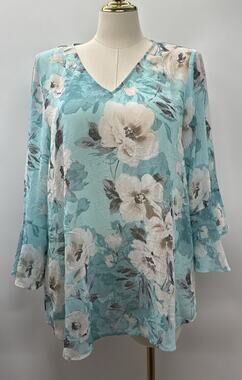 Sarah Michelle Women’s Blue Floral Blouse Plus Size 2X